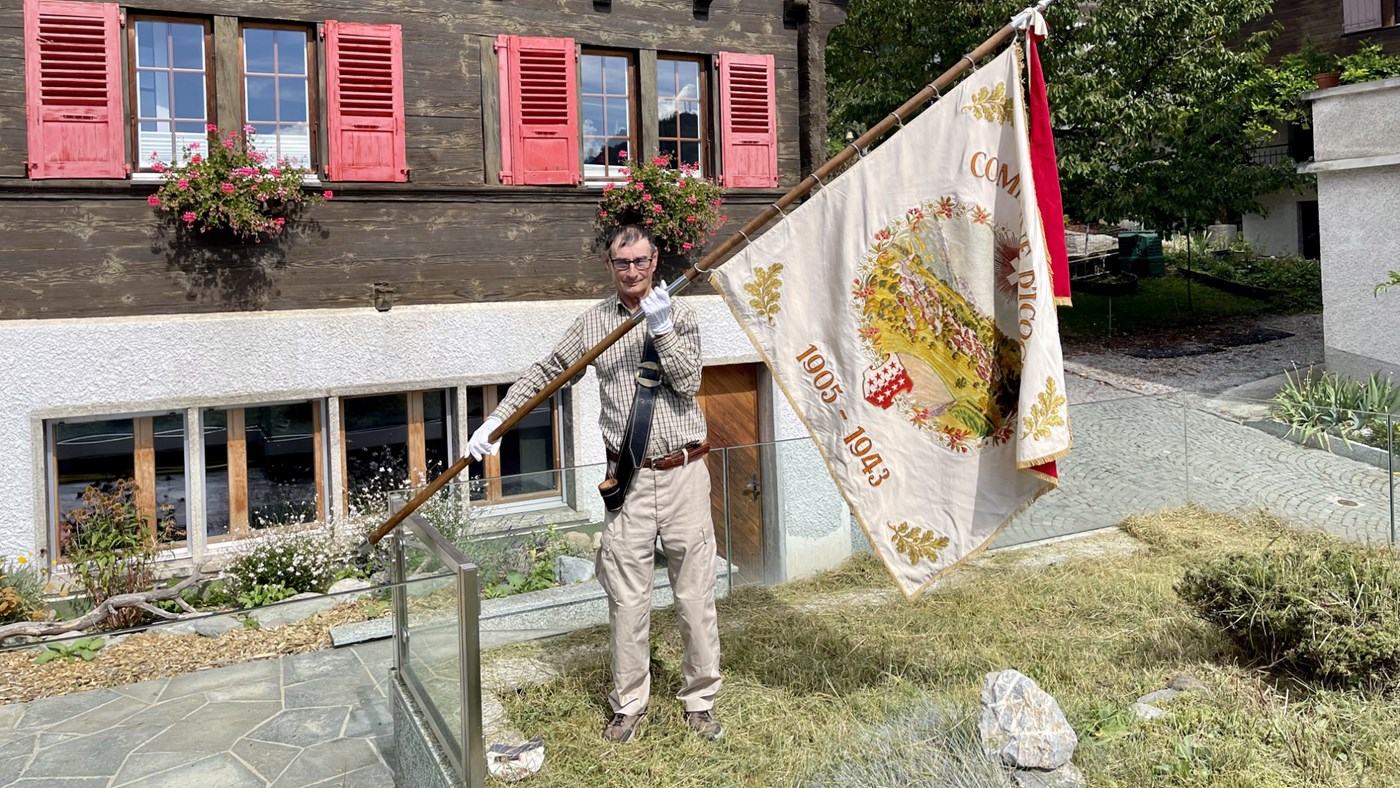 Le drapeau d'Icogne magnifique œuvre d'art