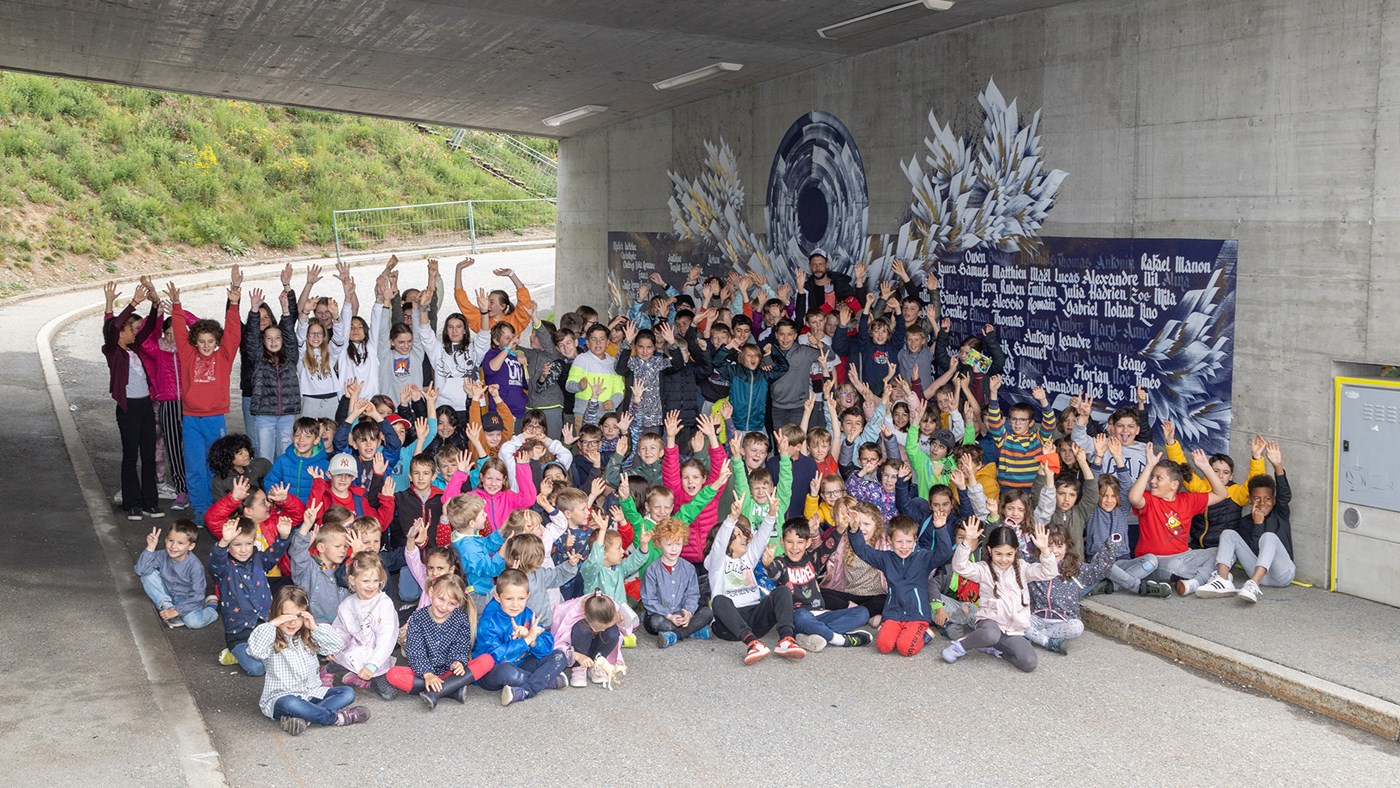 La fresque aux 167 artistes